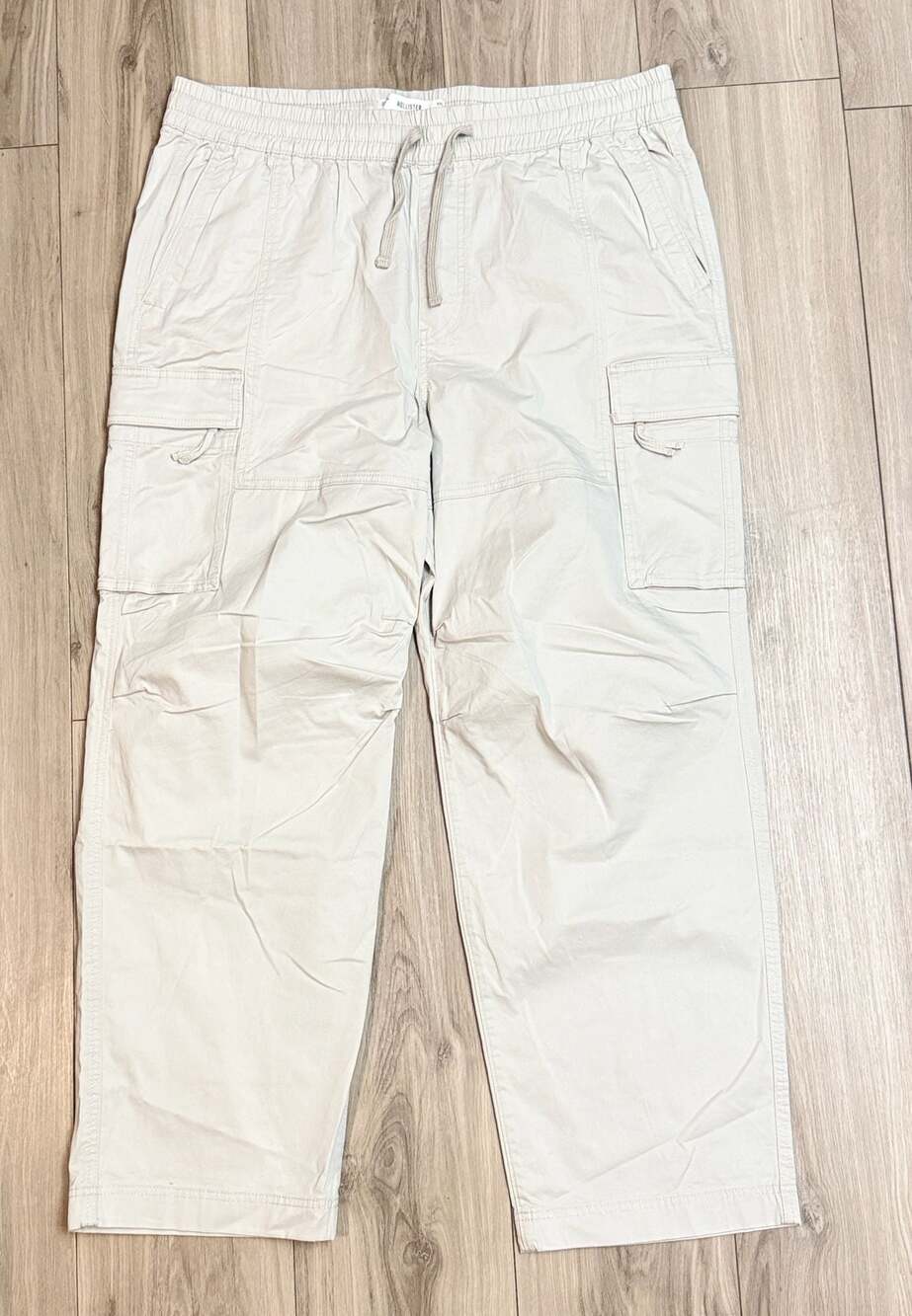 Hollister Baggy Cargo Pants